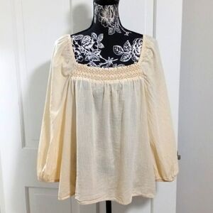 🌼Banana Republic🌼 - Cream Smocked Neck L/S Boho Top